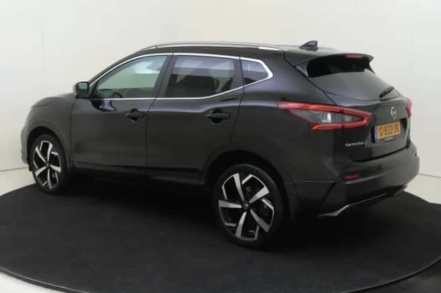 Nissan Qashqai (2019) thumbnail 3