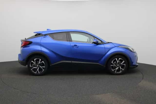Toyota C-HR (2021) thumbnail 6