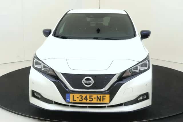 Nissan Leaf (2021) thumbnail 6