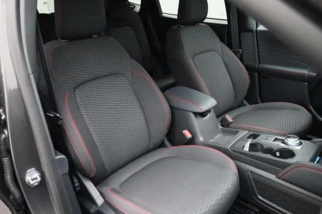 Ford Kuga (2025) thumbnail 37