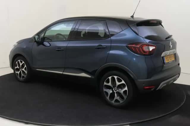 Renault Captur (2018) thumbnail 3