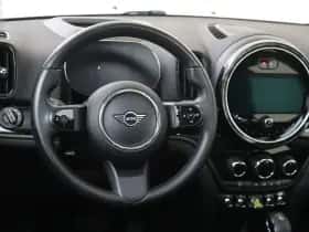 MINI Countryman (2022) thumbnail 10