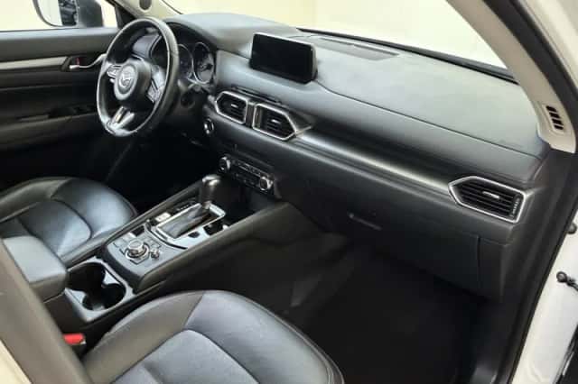Mazda CX-5 (2018) thumbnail 5