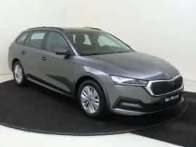 Škoda Octavia (2024) thumbnail 2