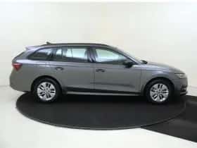Škoda Octavia (2024) thumbnail 9