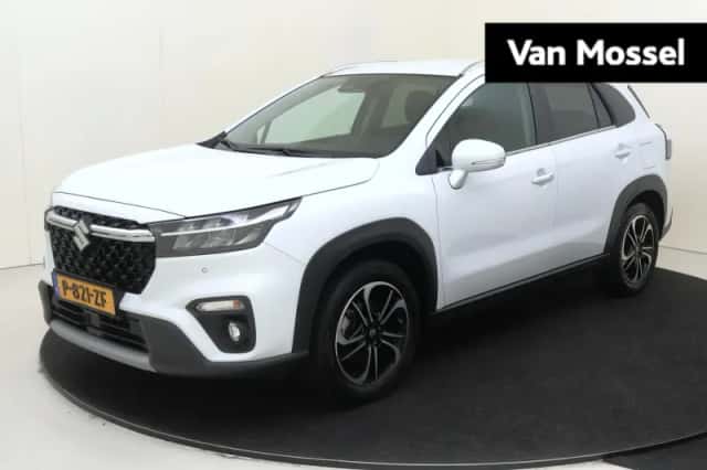 Suzuki S-Cross (2022) thumbnail 1