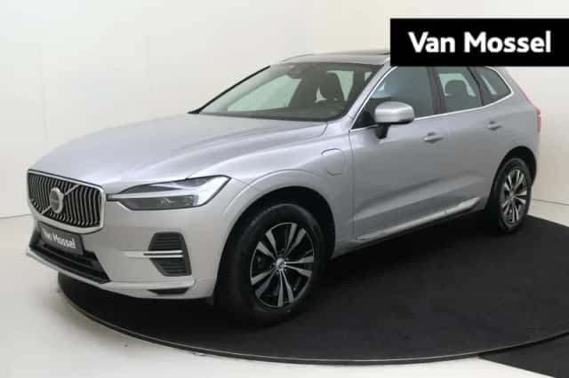 Volvo XC60 (2022) thumbnail 1