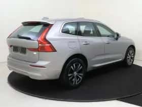 Volvo XC60 (2022) thumbnail 4