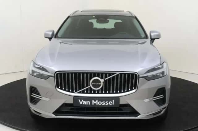 Volvo XC60 (2022) thumbnail 6