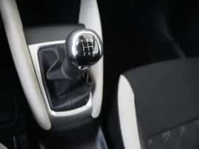 Nissan Micra (2020) thumbnail 15