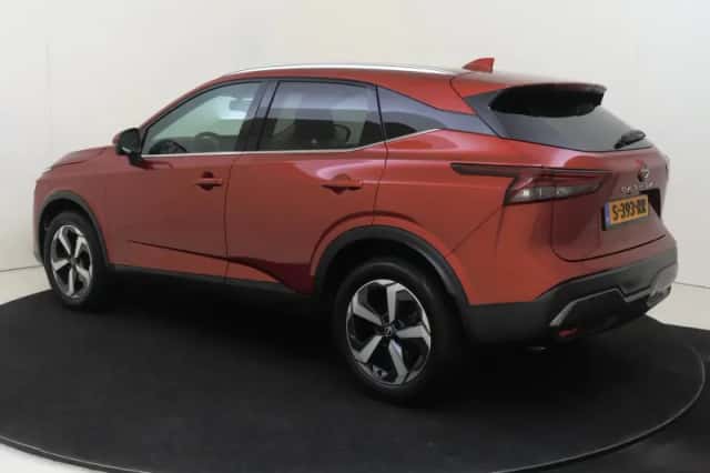 Nissan Qashqai (2023) thumbnail 3