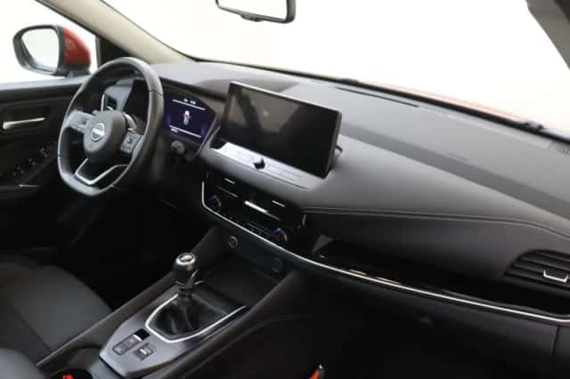 Nissan Qashqai (2023) thumbnail 5
