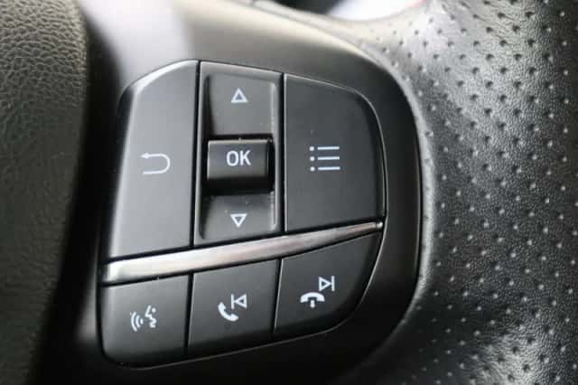 Ford Focus (2021) thumbnail 14
