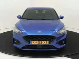 Ford Focus (2021) thumbnail 6