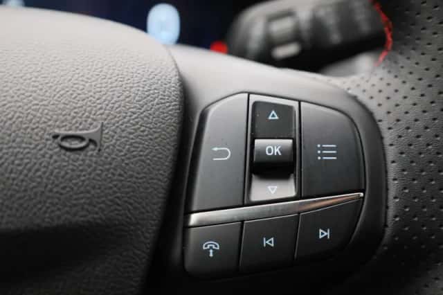 Ford Kuga (2025) thumbnail 31