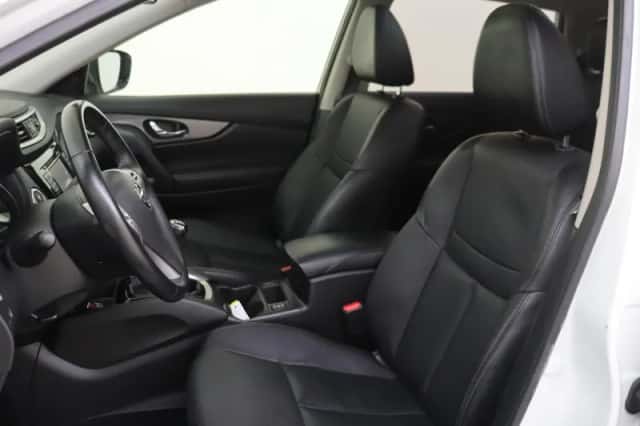 Nissan X-Trail (2017) thumbnail 11