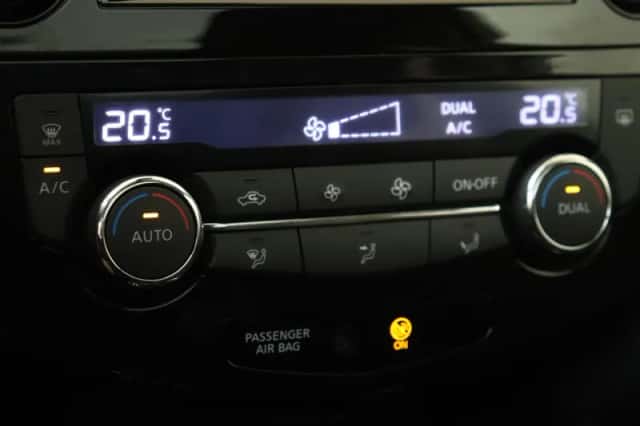 Nissan X-Trail (2017) thumbnail 19
