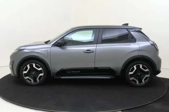 Nissan Micra (2025) thumbnail 8