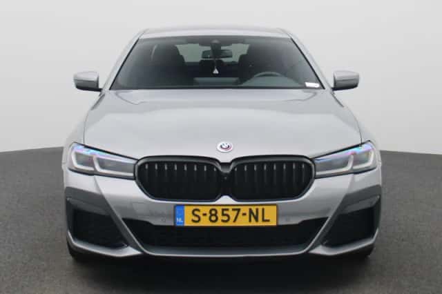 BMW 5-Serie (2023) thumbnail 3