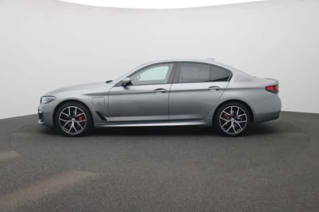 BMW 5-Serie (2023) thumbnail 4
