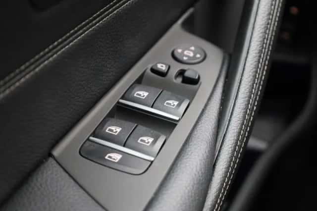BMW 5-Serie (2023) thumbnail 37