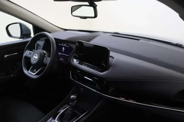 Nissan Qashqai (2021) thumbnail 5