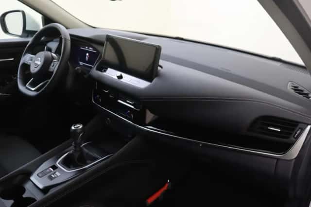 Nissan Qashqai (2023) thumbnail 5