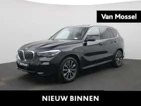 BMW X5 (2021)