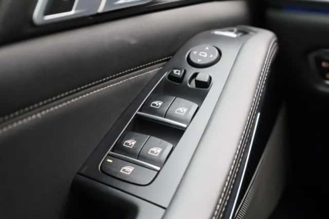 BMW X5 (2021) thumbnail 42