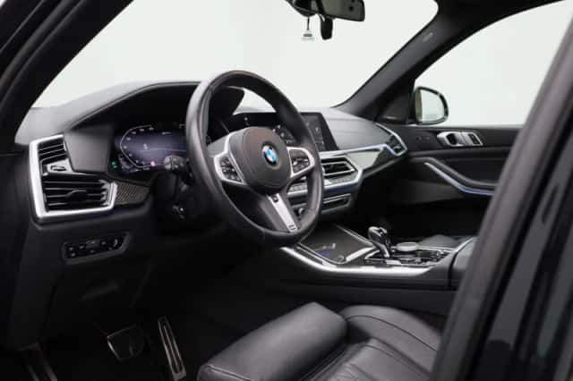 BMW X5 (2021) thumbnail 46