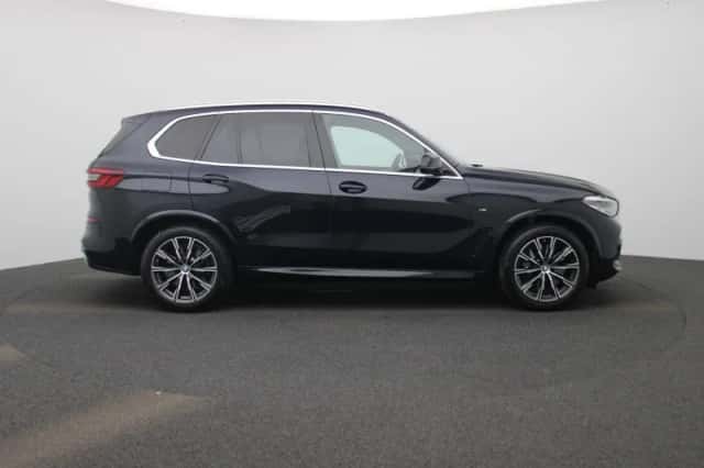 BMW X5 (2021) thumbnail 6