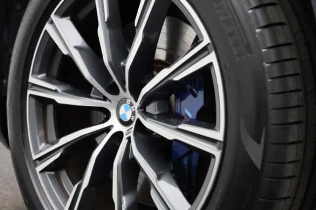 BMW X5 (2021) thumbnail 60
