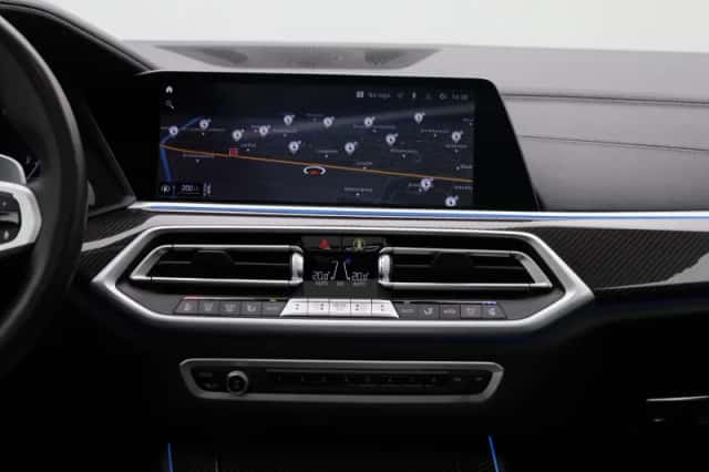 BMW X5 (2021) thumbnail 9
