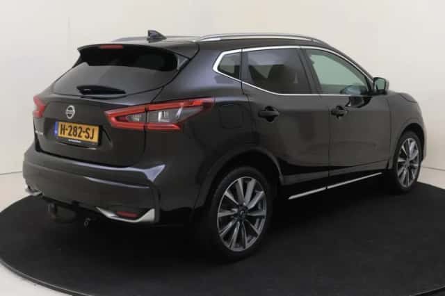 Nissan Qashqai (2020) thumbnail 4
