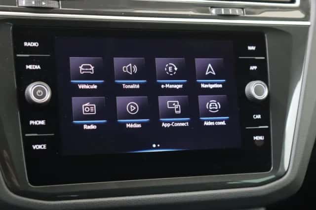 Volkswagen Tiguan (2023) thumbnail 16