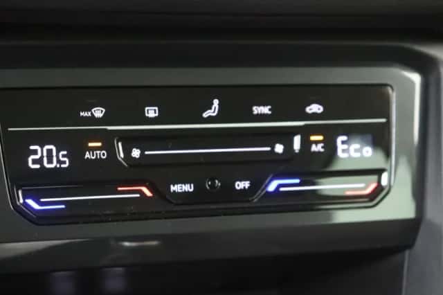 Volkswagen Tiguan (2023) thumbnail 19