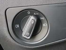 Volkswagen Tiguan (2023) thumbnail 23