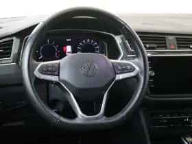 Volkswagen Tiguan (2023) thumbnail 10