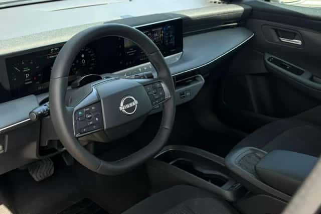 Nissan Leaf (2026) thumbnail 2