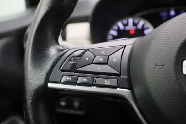 Nissan Micra (2023) thumbnail 17