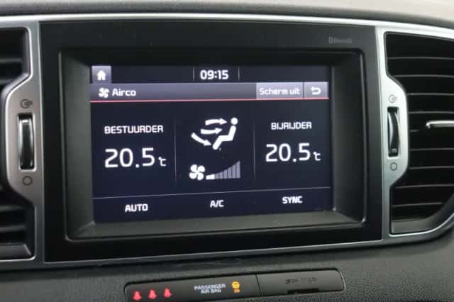 Kia Sportage (2018) thumbnail 23
