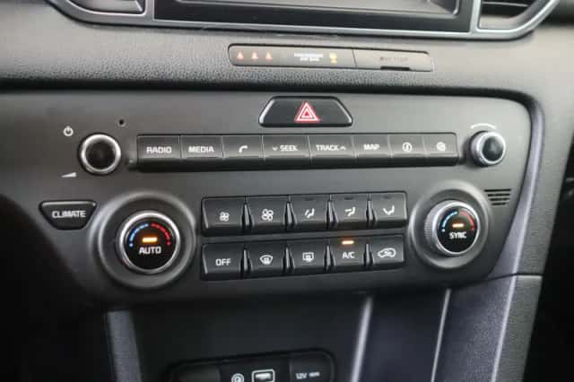 Kia Sportage (2018) thumbnail 24