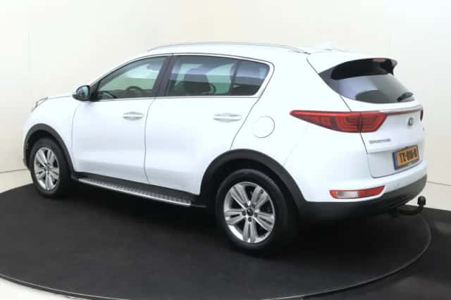 Kia Sportage (2018) thumbnail 5