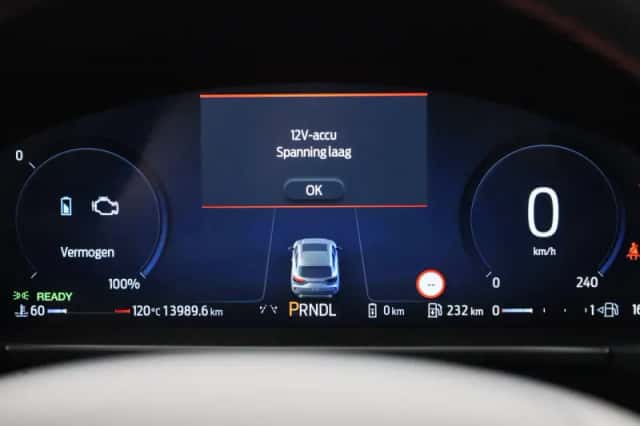 Ford Kuga (2025) thumbnail 8