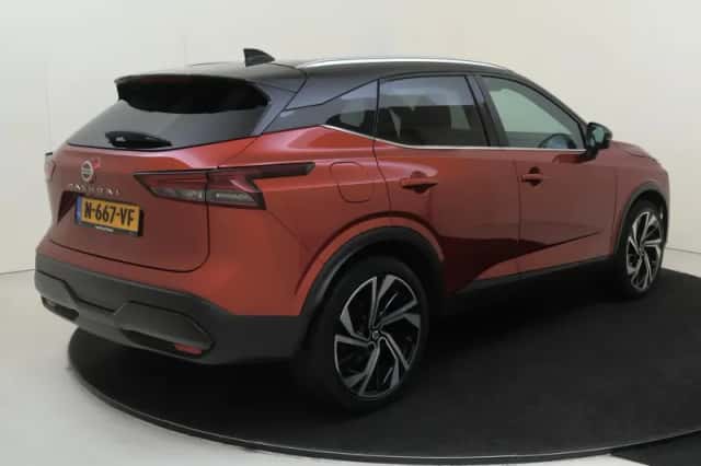 Nissan Qashqai (2022) thumbnail 4