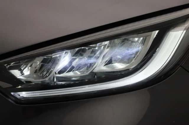 Toyota Yaris (2022) thumbnail 13