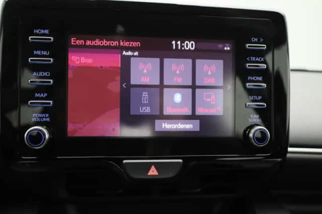 Toyota Yaris (2022) thumbnail 21