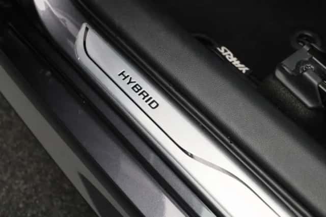 Toyota Yaris (2022) thumbnail 28