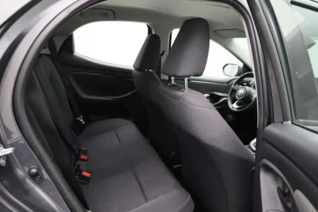 Toyota Yaris (2022) thumbnail 32
