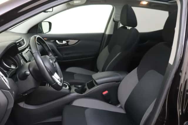 Nissan Qashqai (2021) thumbnail 11
